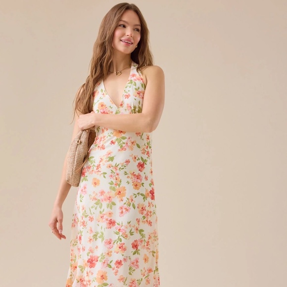 Altar'd State Dresses & Skirts - NWT ALTAR'D STATE GEORGIA FLORAL MAXI DRESS SIZE M